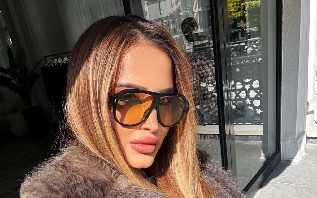 Gözde İşbilir’in Kaleminden: Gardıropta Sıcak Bir Stil Devrimi