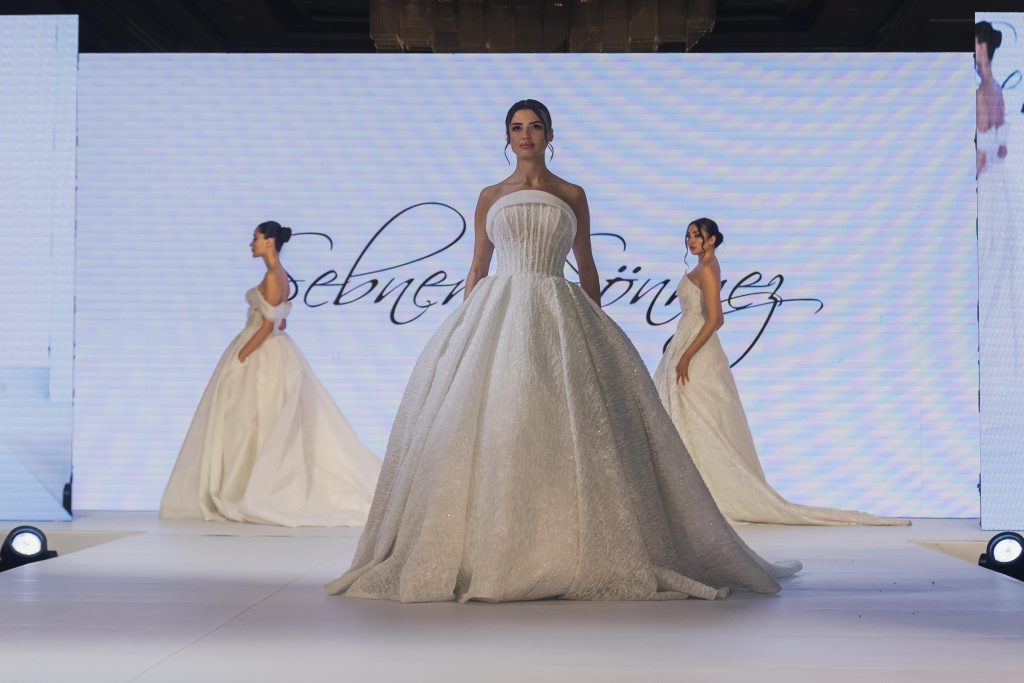 Türkiye Güzeli Başak Al’dan Masalsı Gelinlik Şöleni