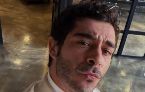 Burak Deniz Kimdir? Kaç Yaşında, Nereli, Boyu Kaç, Sevgilisi Kim? Hangi Dizilerde ve Filmlerde Oynadı? Burak Deniz’in Hayatı ve Kariyeri