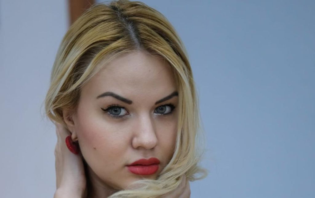 Aslı Pakel Kimdir? Dikkat Çeken Yükseliş