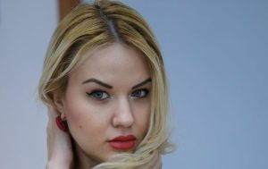 Aslı Pakel Kimdir? Dikkat Çeken Yükseliş