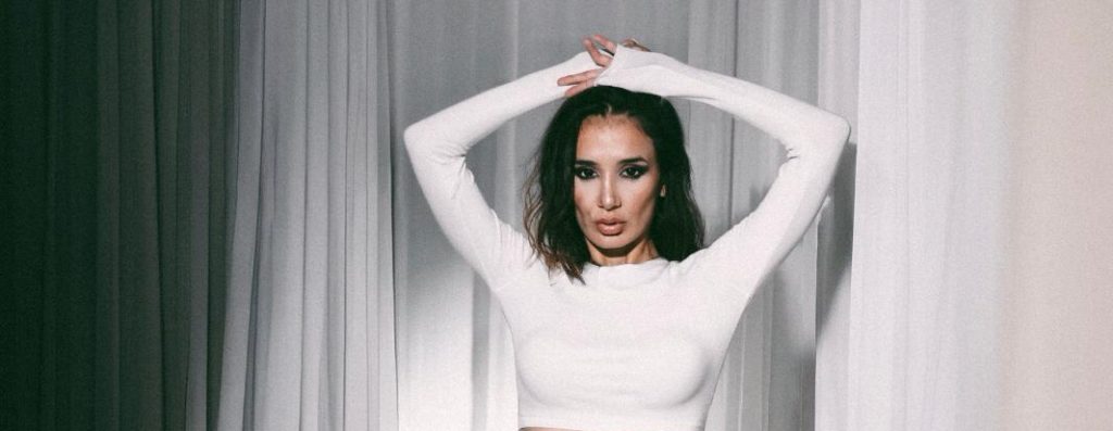 Arya Aybüke: Sadece Bir Model Değil, Bir Ruh Yolcusu