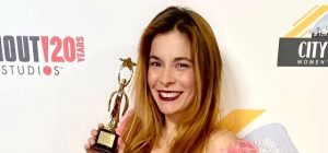 Selin Uzal TRT Belgesel’de Ezber Bozuyor! “Sınırsız Yollar” ile Setlerden Dünyaya Uzanan Gerçek Bir Serüven