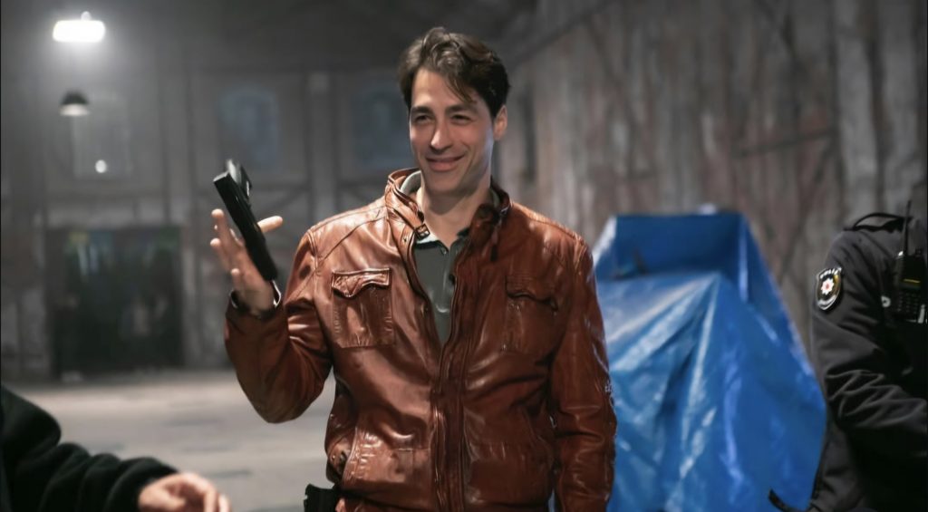 Sarp Levendoğlu Kimdir? Kaç Yaşında, Nereli, Boyu Kaç? Sarp Levendoğlu’nun Hayatı ve Oyunculuk Kariyerindeki Yükselişi