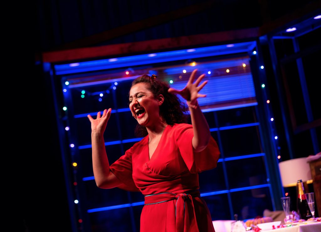 KARA KIZ 6 NİSAN’DA! BKM’DE PRÖMİYER YAPIYOR!