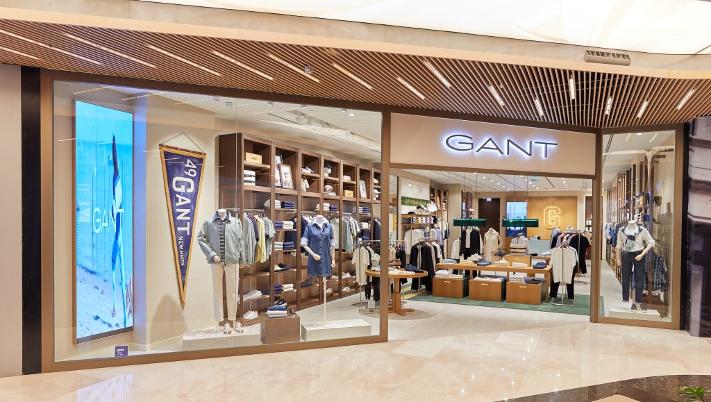 GANT, Zorlu Center Mağazasını “Kütüphane” Konseptiyle Yeniledi