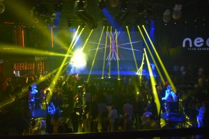 Antalya Kemer Gece Hayatında Yeni Dönem: Neo Club Kemer Görkemli Açılışıyla Sezona Damga Vurdu