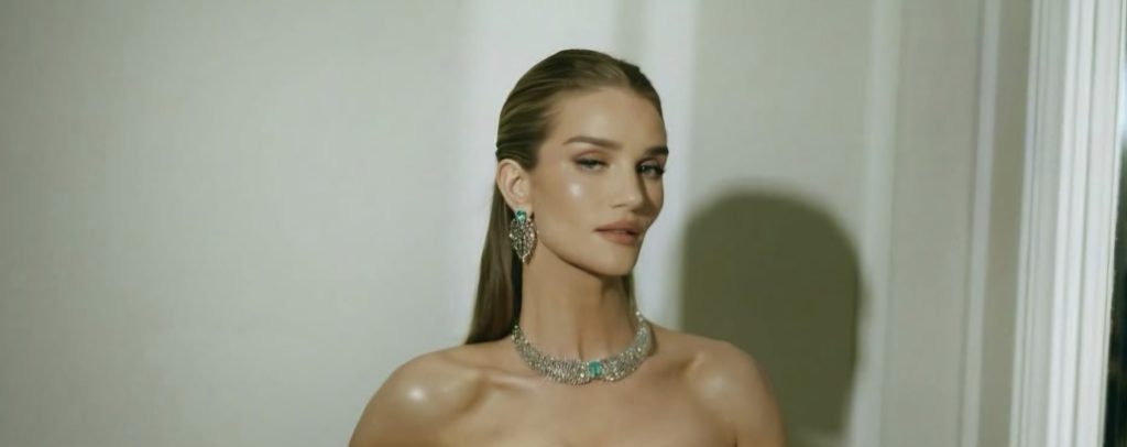 Rosie Huntington-Whiteley Kimdir? Kaç Yaşında, Nereli, Boyu Kaç? Rosie Huntington-Whiteley’nin Hayatı ve Süper Model Kariyerindeki Yükselişi